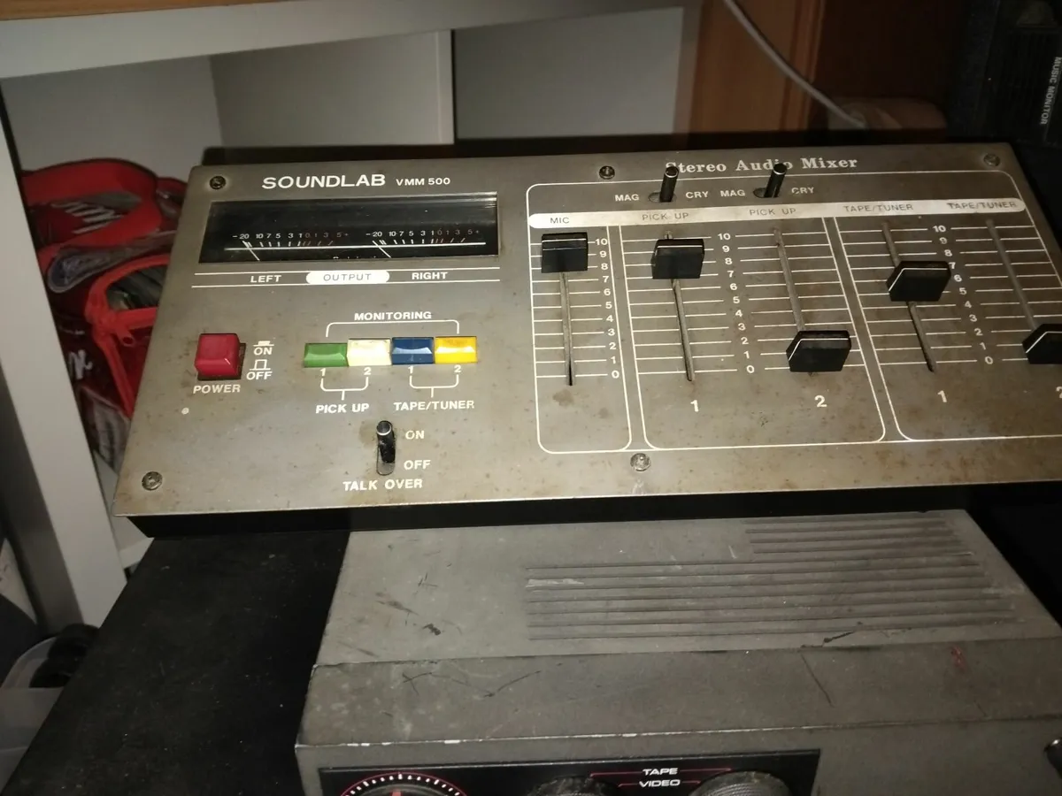 Vintage Hi-Fi Bundle – Cyrus Amp, Bose Speakers, P - Image 2