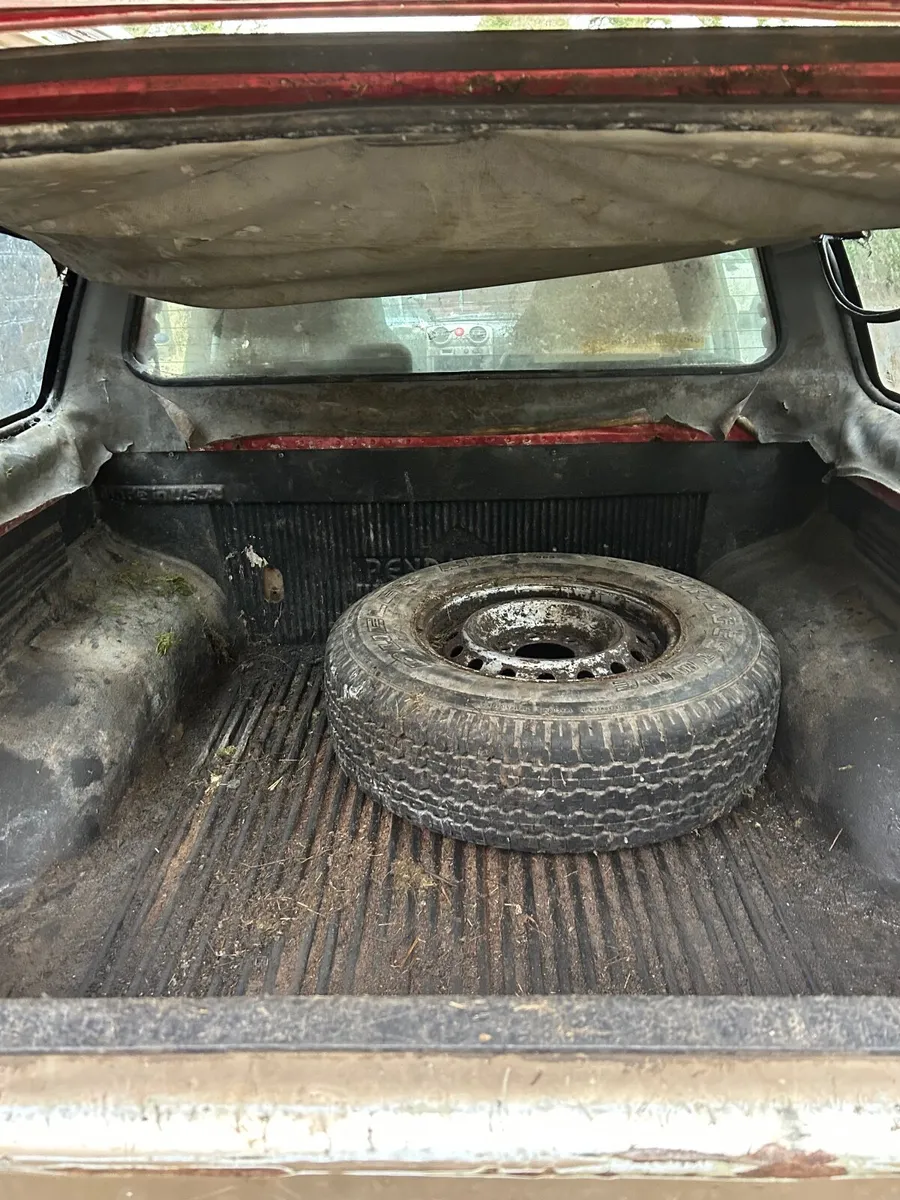 Isuzu D-Max 2010 - Image 2