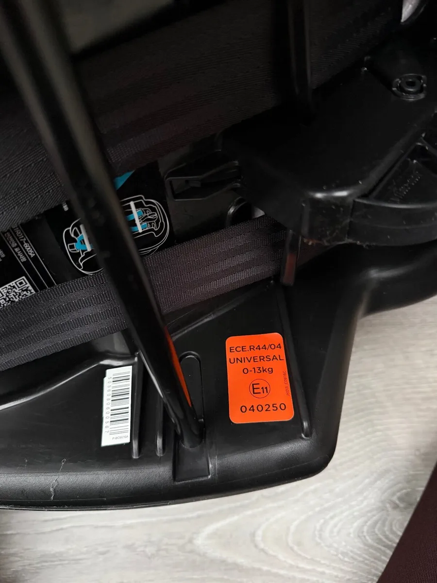 Joie car seat - Image 4
