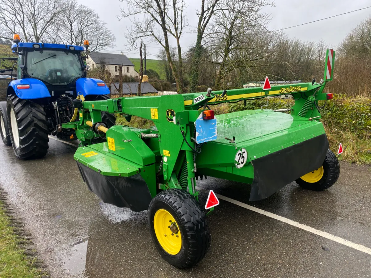 2019 John Deere 1365 Trailed 10FT Mower - Image 4