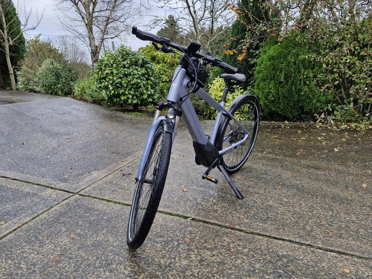 Active Hybrid E Bike BMW - Image 3