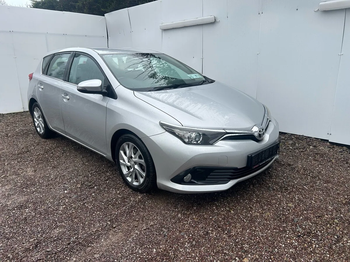 Toyota Auris diesel - Image 1