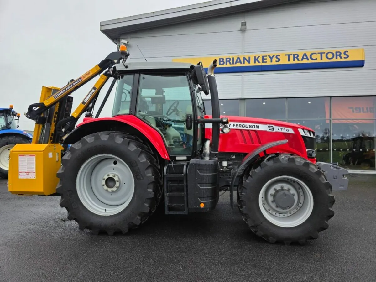 Massey Ferguson 7718S - Image 1