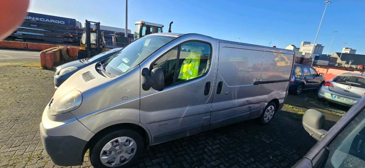 RENAULT TRAFFIC LWB 2.0 DCI TAX 06/26 - Image 2