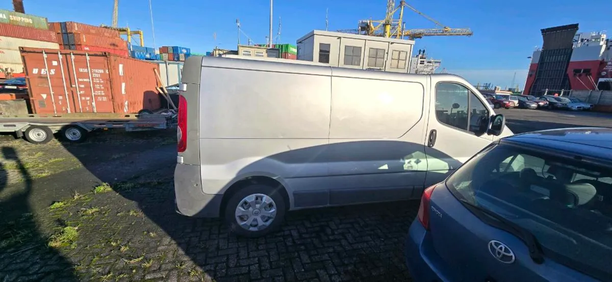 RENAULT TRAFFIC LWB 2.0 DCI TAX 06/26 - Image 3