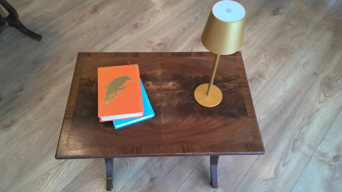 Two mahogany tables - Image 1