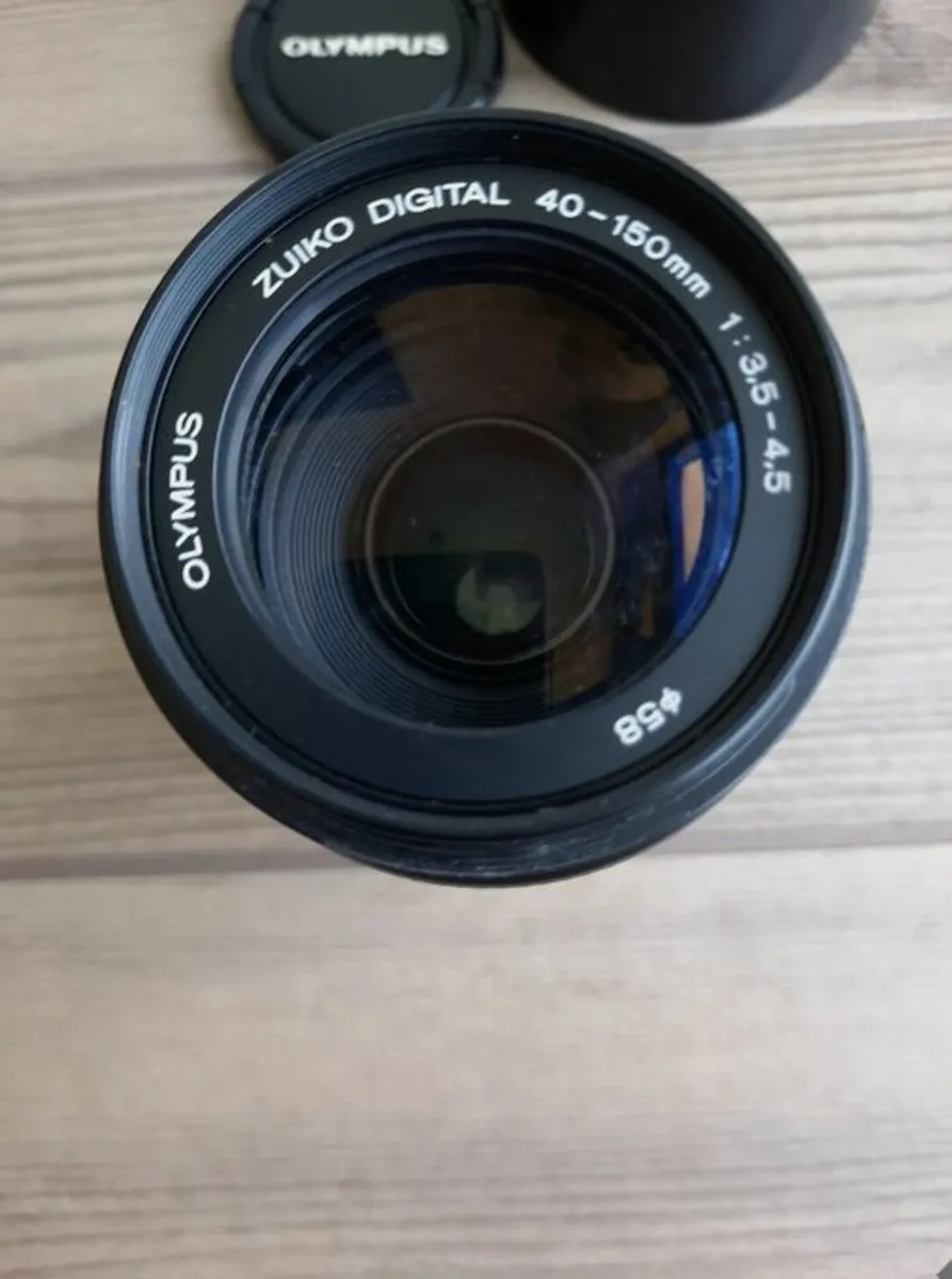Olympus Zuiko Digital 40-150mm f3.5-4.5 - Image 2