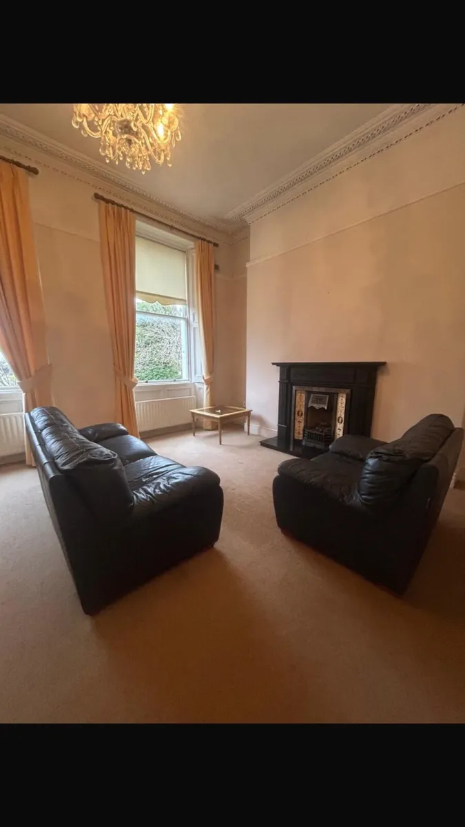 Couch and chair - Image 2