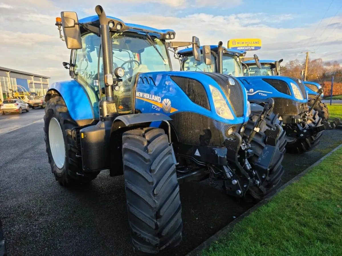 New Holland T7.210 - Image 1