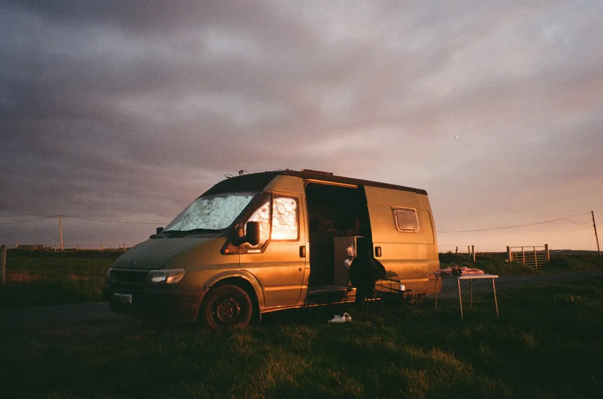 Camper Ford Transit (Camper on Logbook) - Image 2