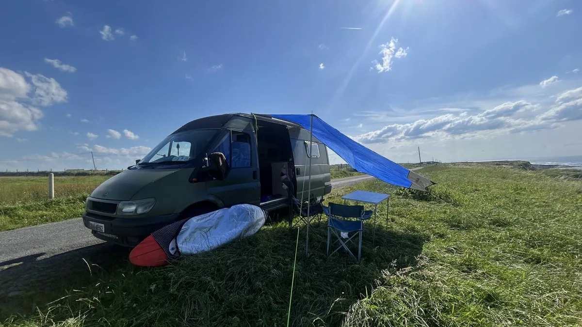 Camper Ford Transit (Camper on Logbook) - Image 3