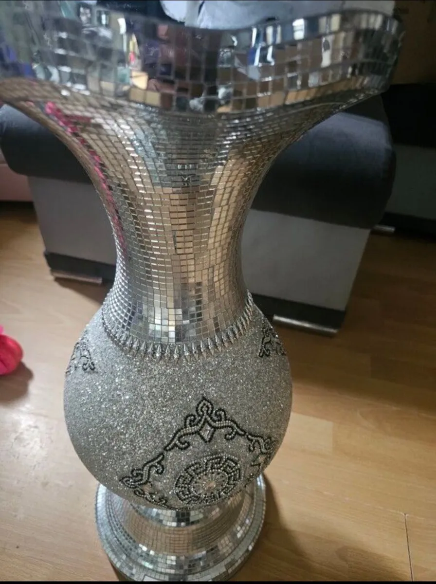Silver Vase - Image 1