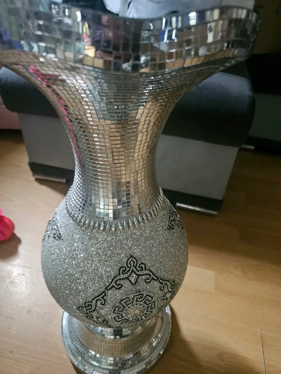 Silver Vase - Image 4