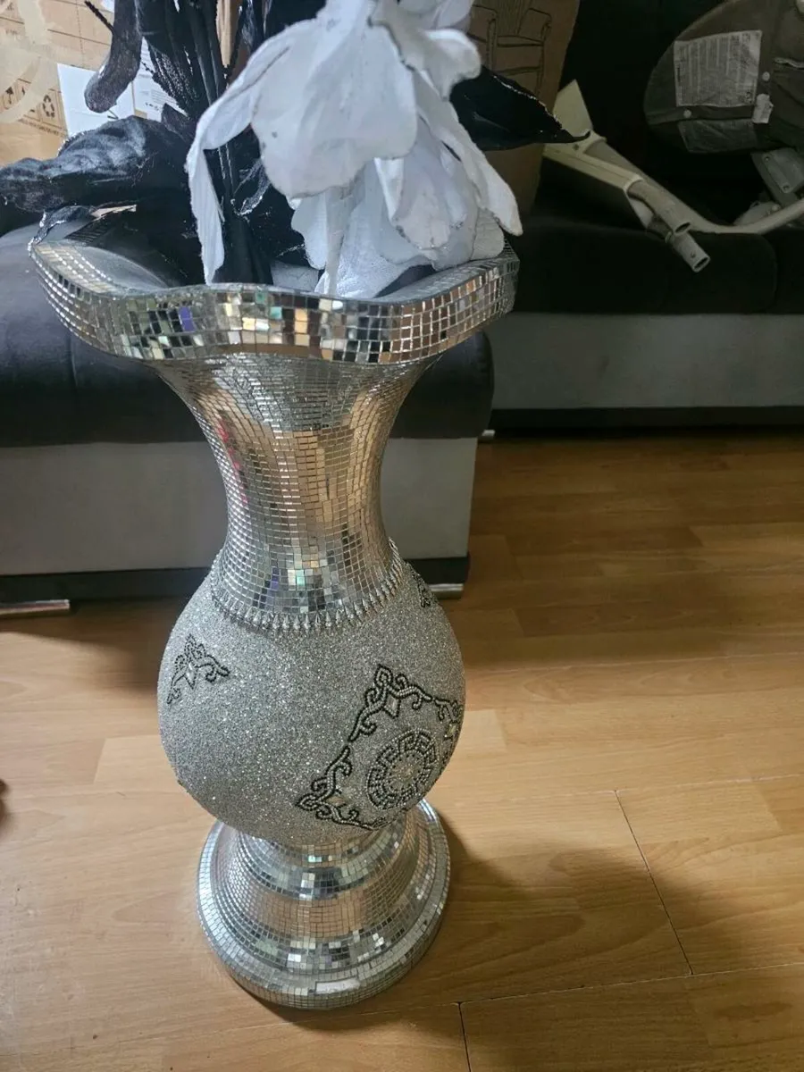 Silver Vase - Image 2