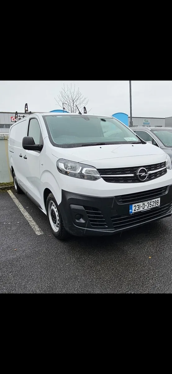 Opel Vivaro - Image 2