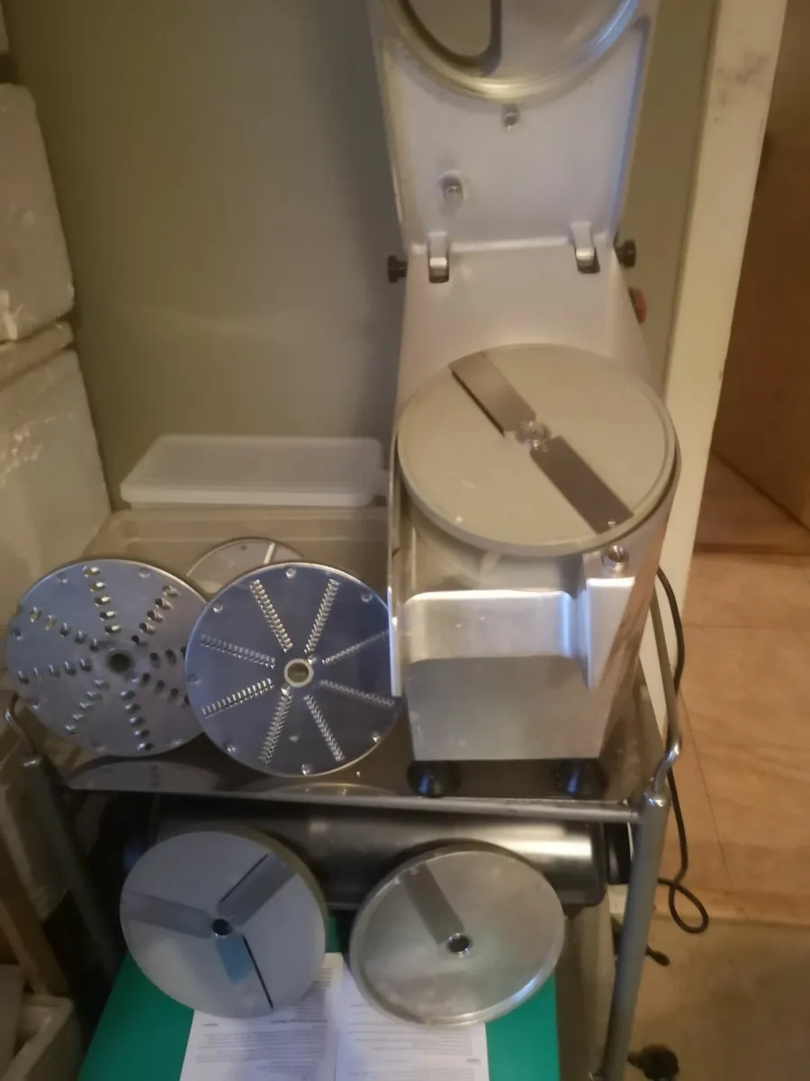 Food processor - Image 1