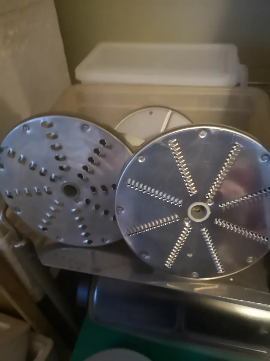 Food processor - Image 2