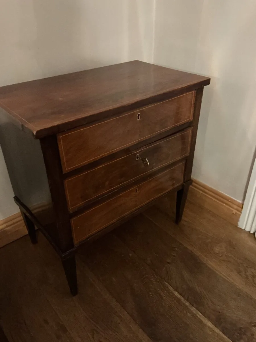 Antique furniture - Image 2