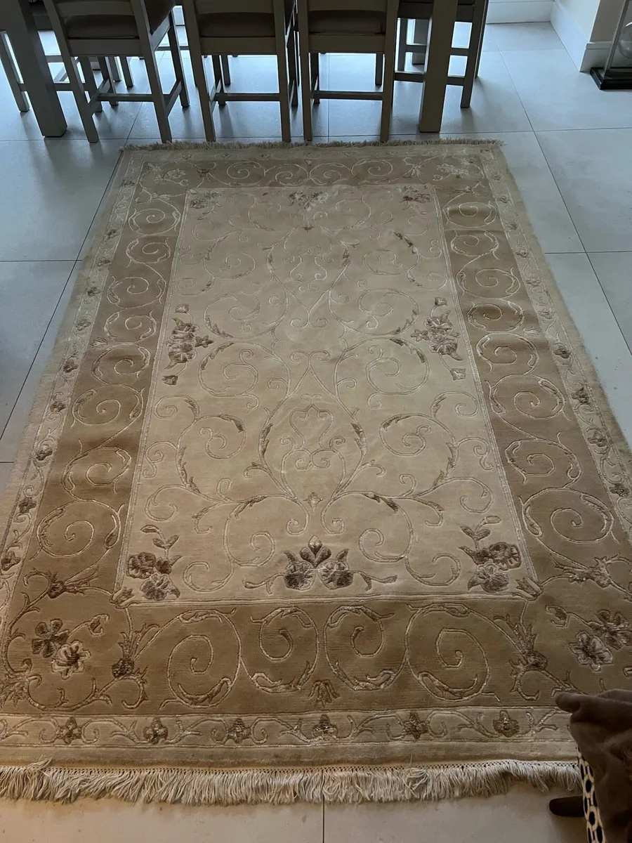 Pure wool rug - Image 2