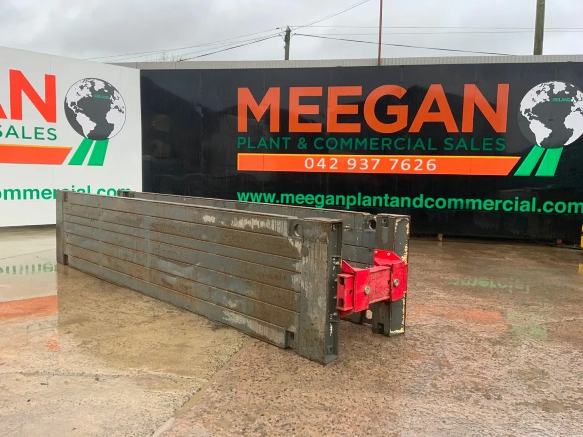 5.0mts x 1.0mts. ALTRAD TRENCH BOX RISER....3353a. - Image 1