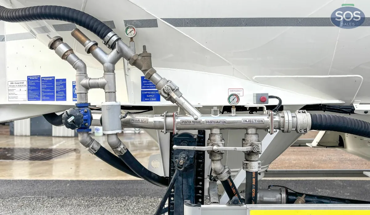 2023 GRW 40m3 3 Pot Cement Silo Trailer - Image 3