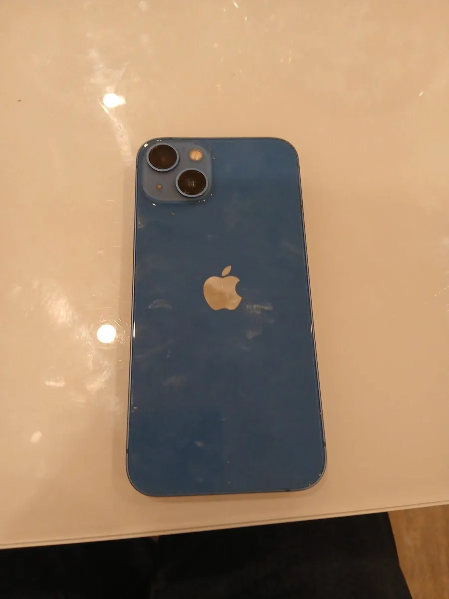 I phone 13 - Image 4
