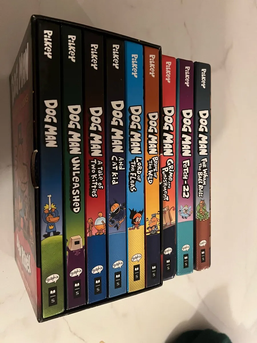 9 x Dog Man books by Dav Pilkey - Image 1