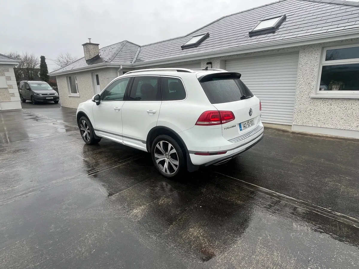 VW Touareg Rline Air Suspension Pan Roof - Image 4