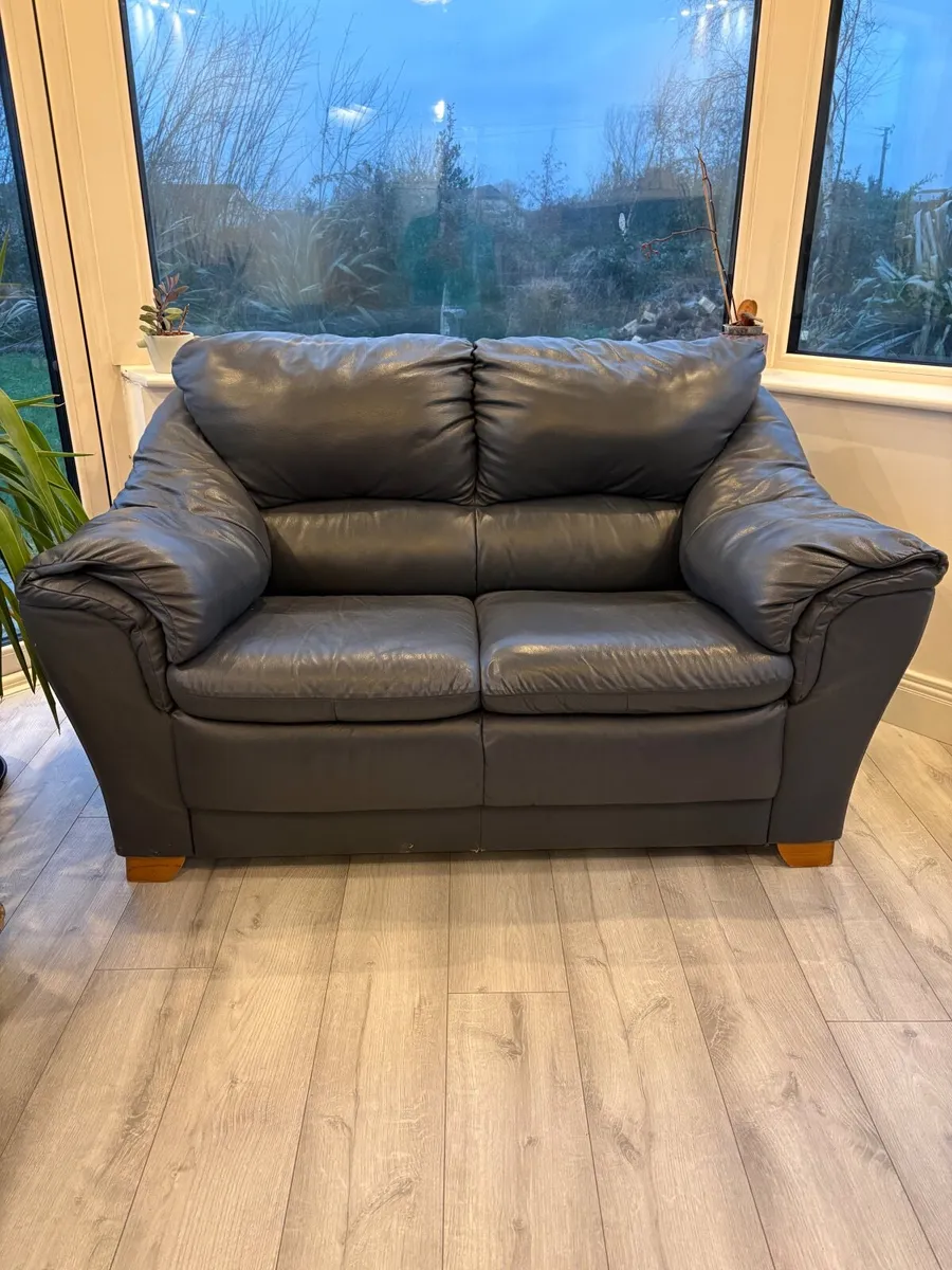 3 piece leather suite - Image 1