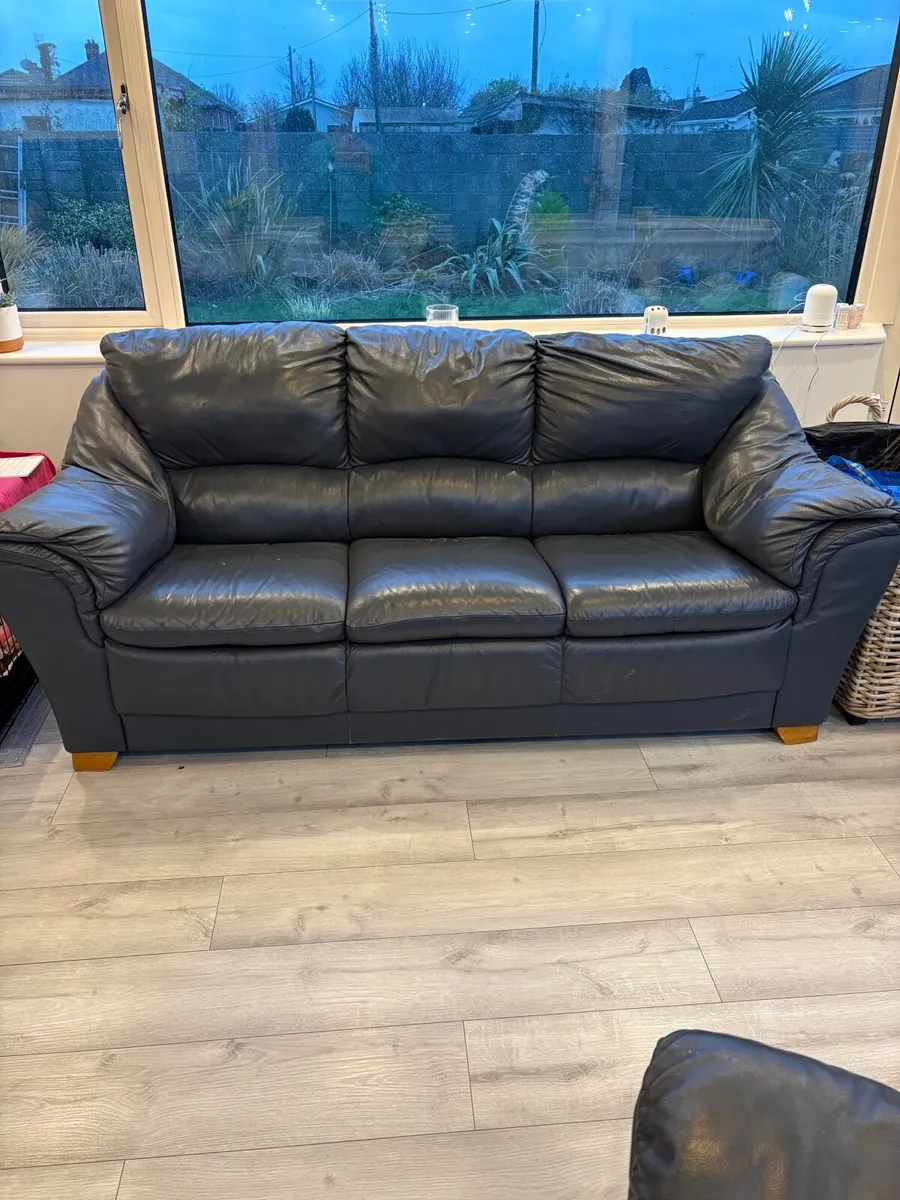 3 piece leather suite - Image 2