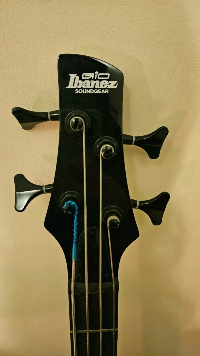Ibanez GSR200B - Image 4