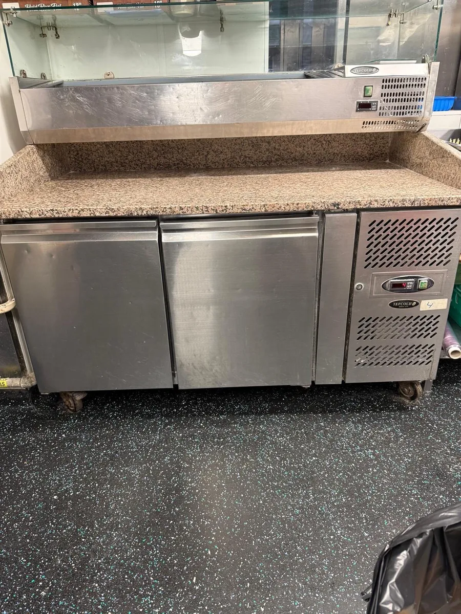 Pizza counter - Image 1