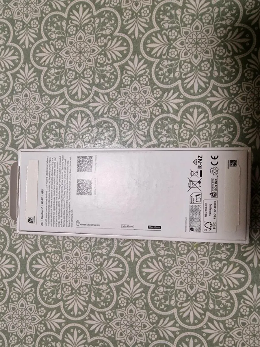 Samsung galaxy watch 8 40mm lte - Image 2