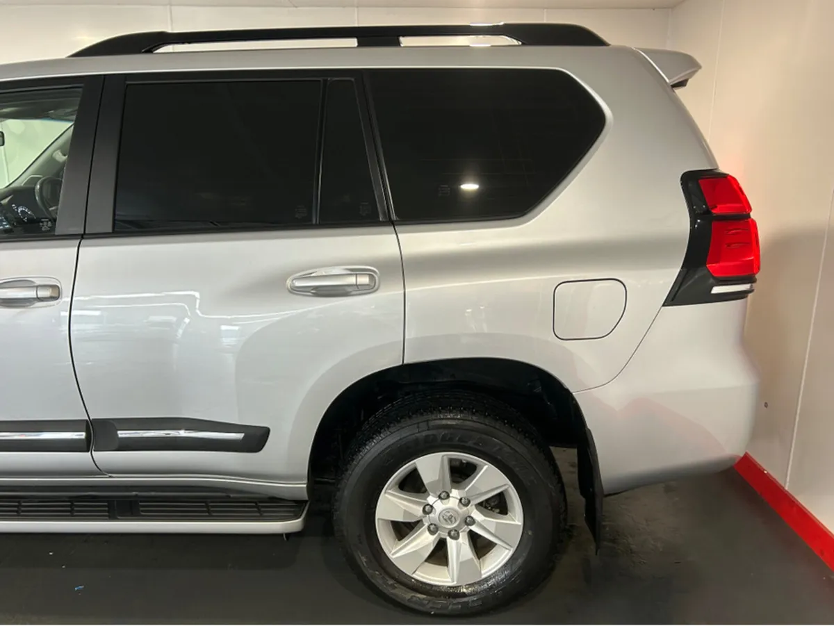 Toyota Land Cruiser LAND CRU CRUISER LWB C COMMERC - Image 3