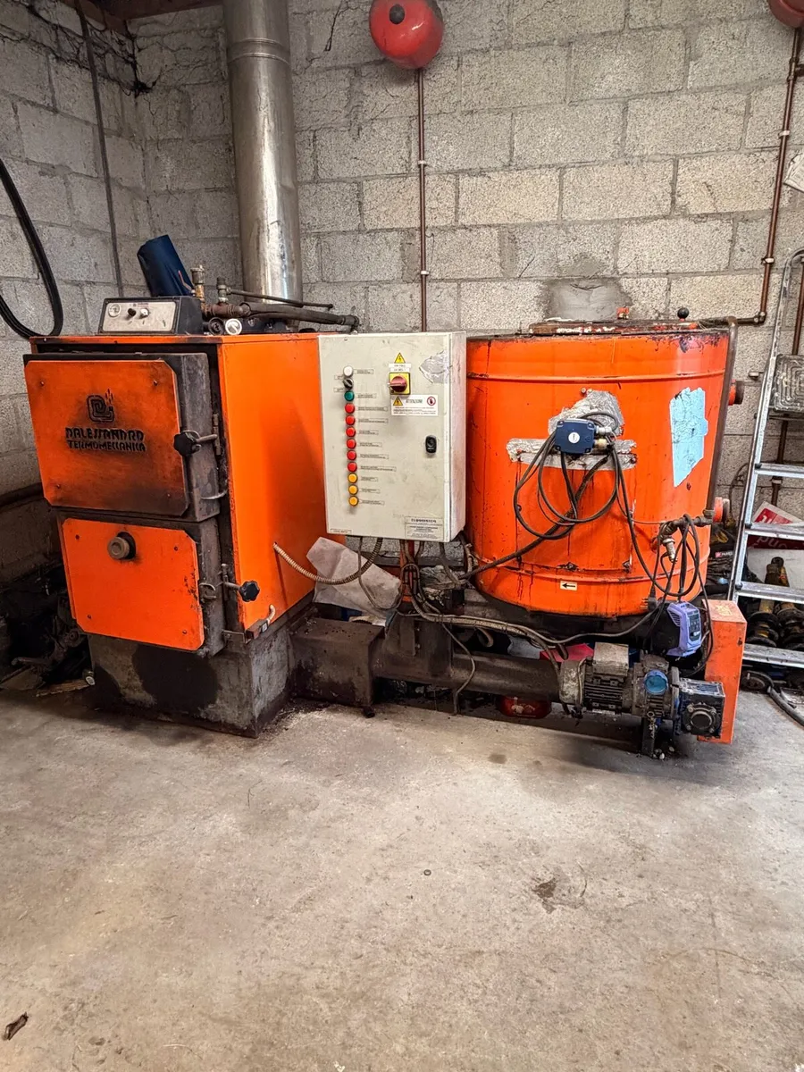 60kw wood-chip / wood pellet boiler - Image 1