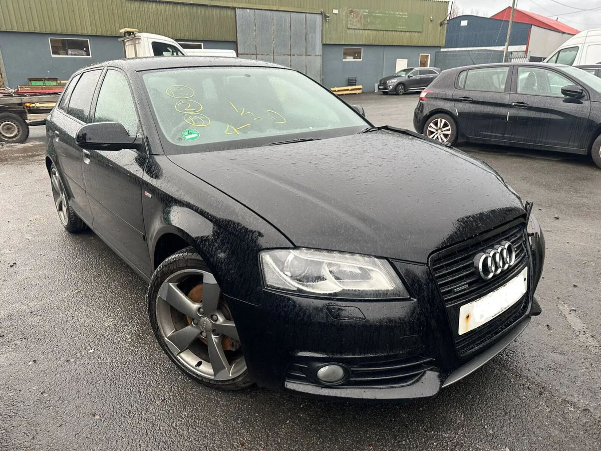 11 AUDI A3 S-LINE 2.0 TDI(CFG)4x4 FOR BREAKING - Image 1