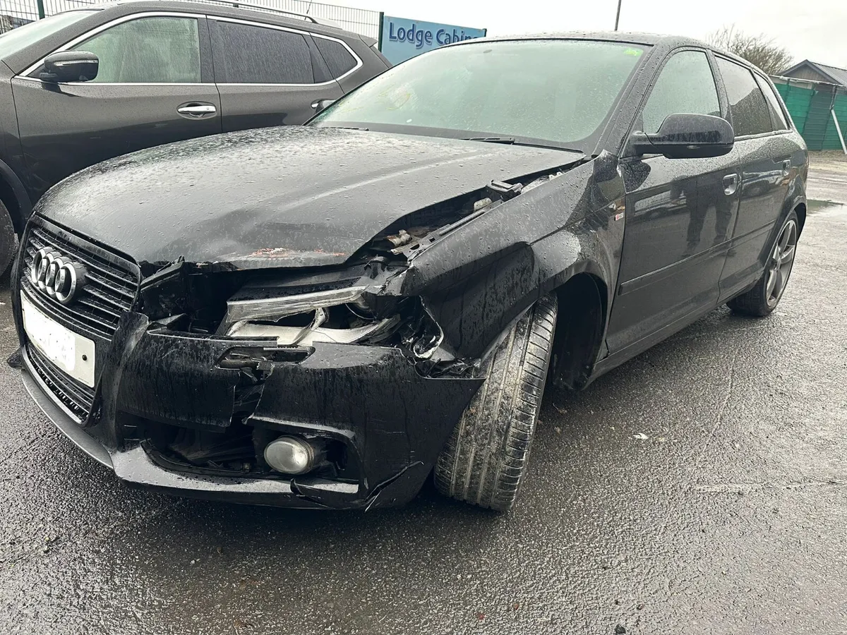 11 AUDI A3 S-LINE 2.0 TDI(CFG)4x4 FOR BREAKING - Image 2