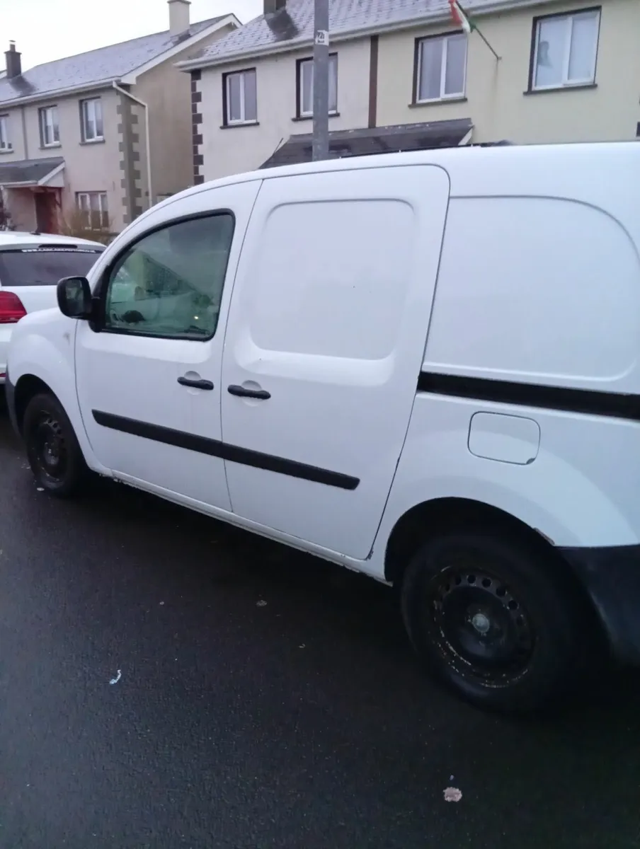 Renault Kangoo 2011 - Image 2