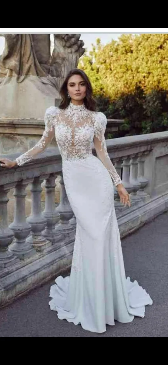 Wedding dress - Image 1