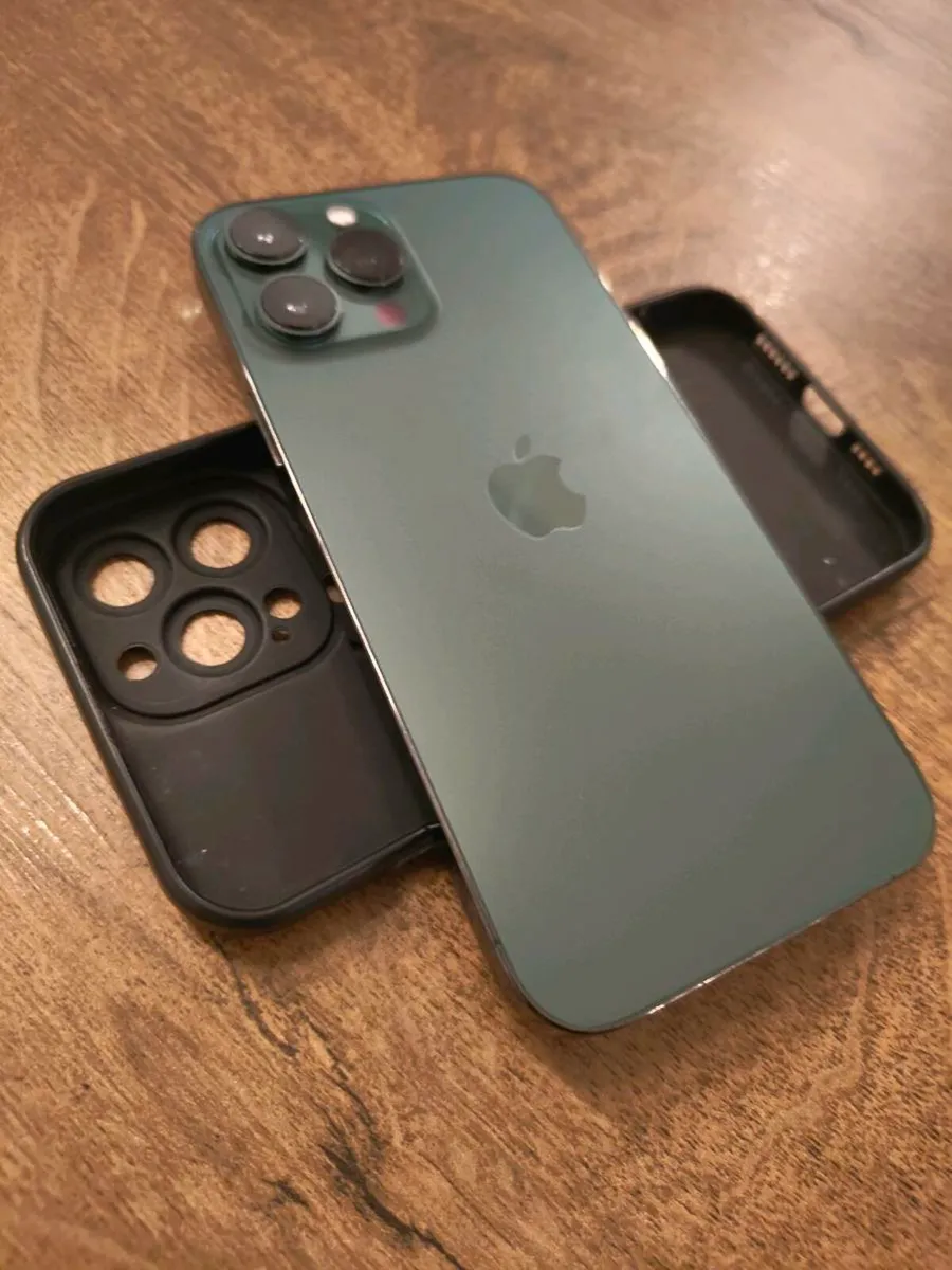 iPhone 13 Pro Max - Image 2