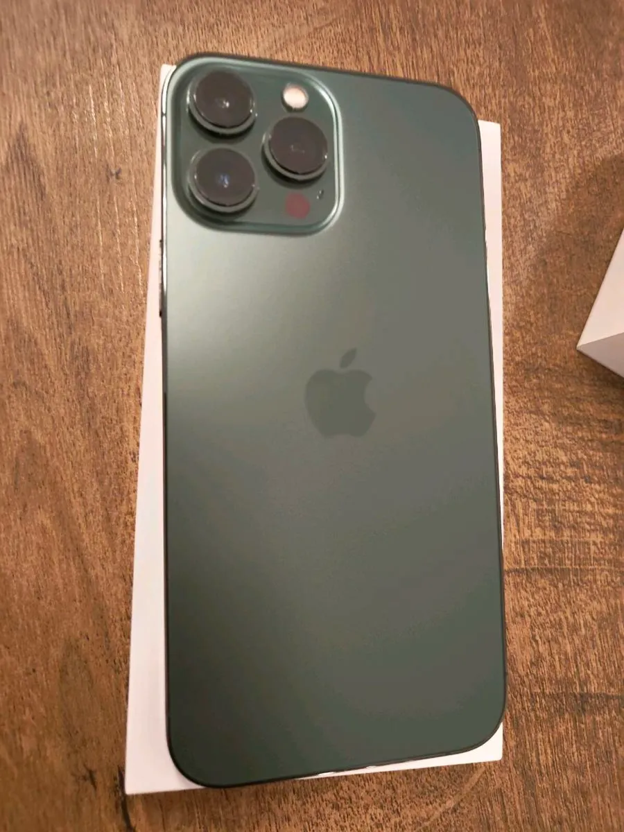 iPhone 13 Pro Max - Image 3