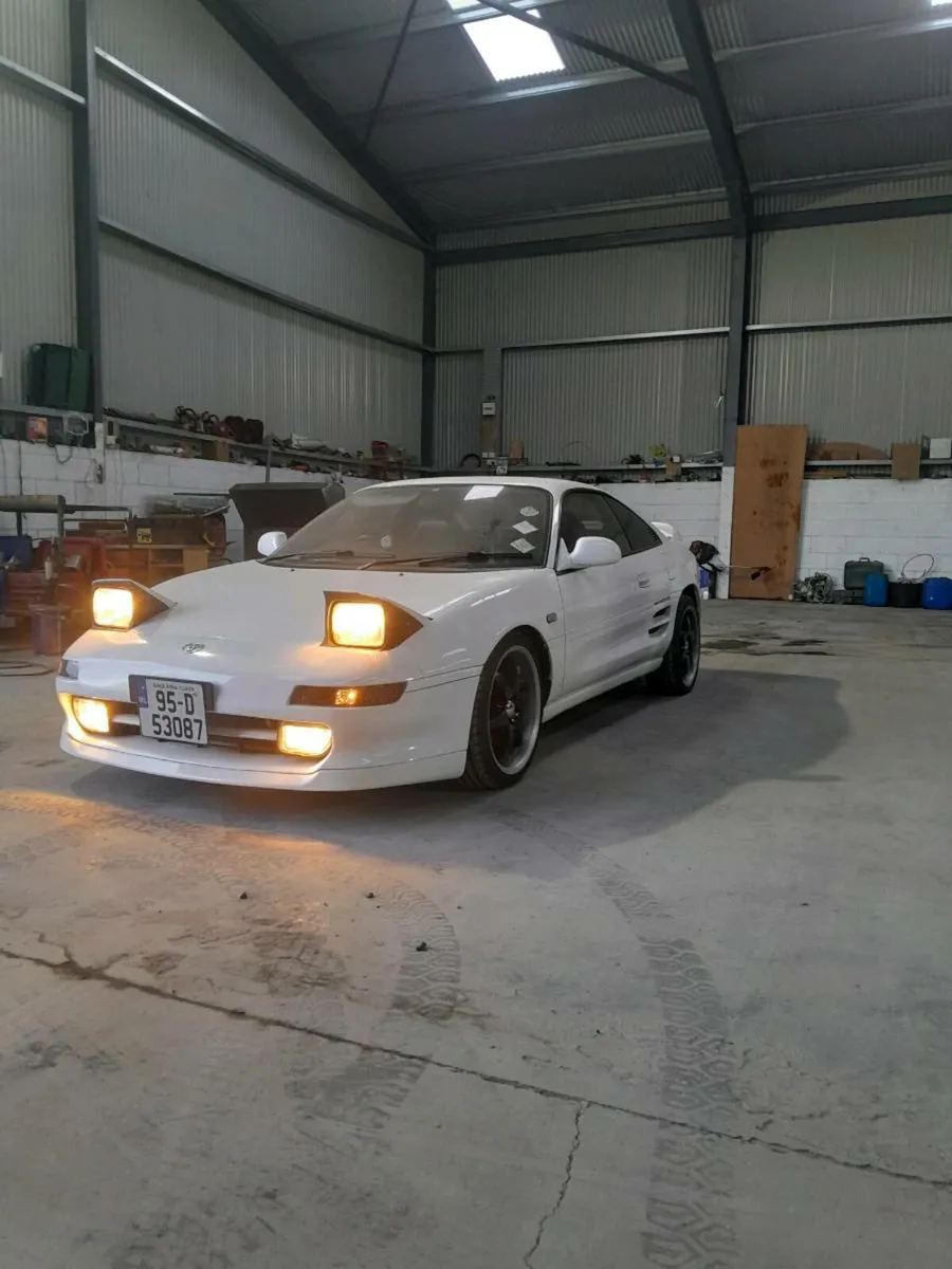 Toyota mr2 turbo - Image 4
