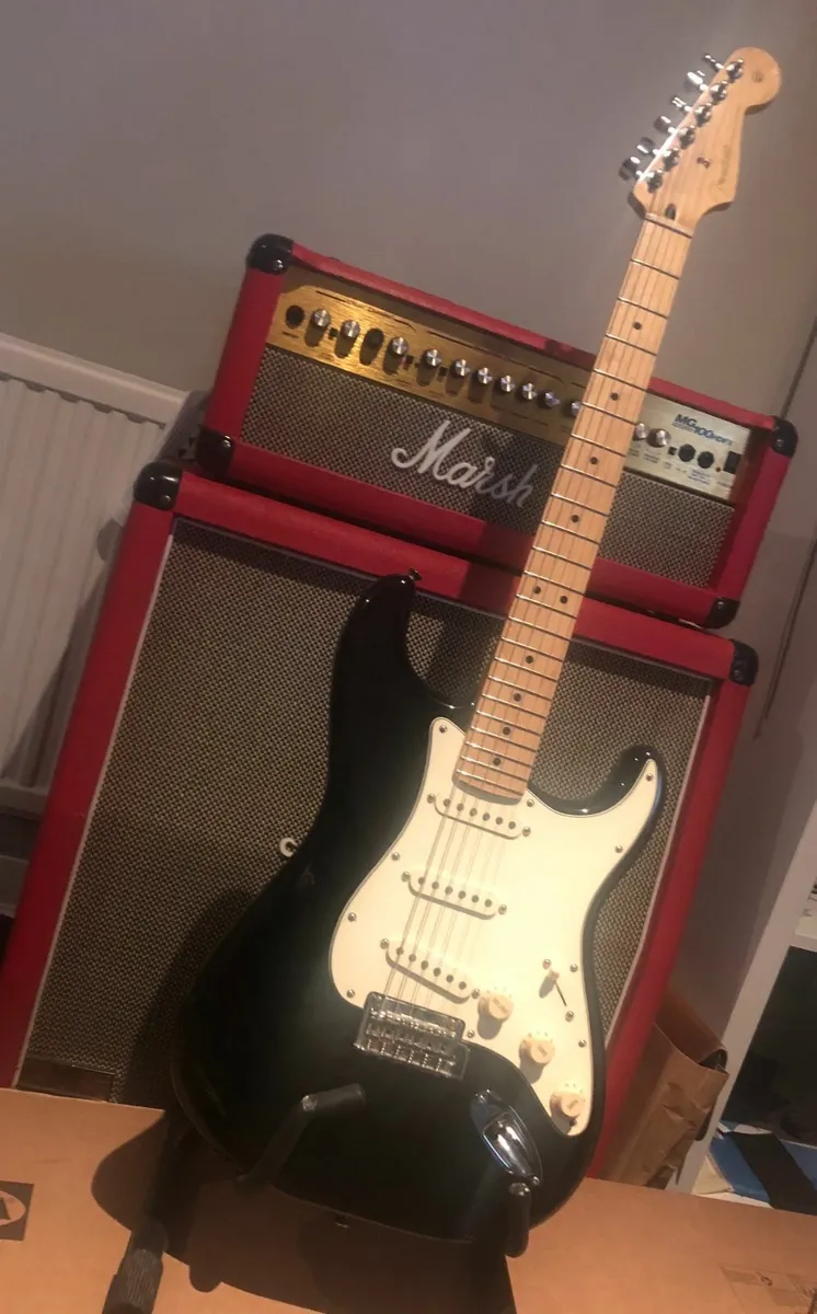 Fender Strat - Image 1