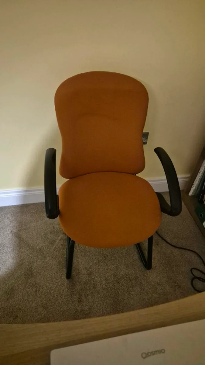 Office desk - Image 4