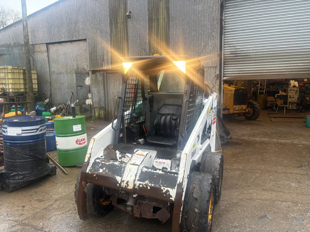 Bobcat S310 Skid Steer Loader - Image 3