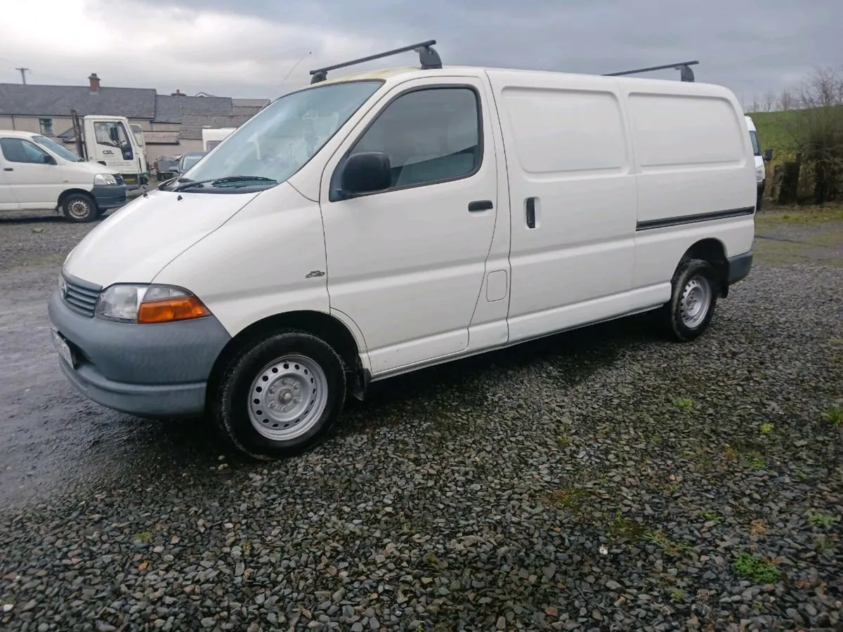 2006 toyota hiace,, tested until 07/2026 - Image 4
