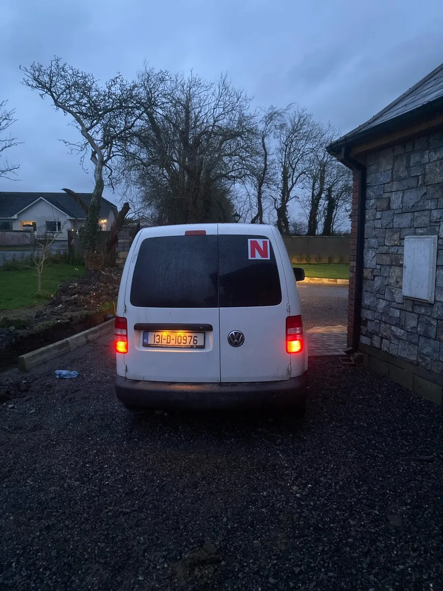 Volkswagen caddy van - Image 3