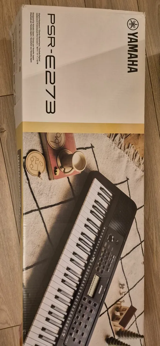 Yamaha psr E273 digital keyboard - Image 3