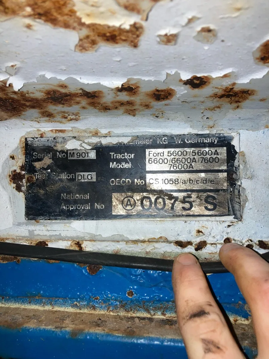 Ford  Fritzmeier Cab - Image 2