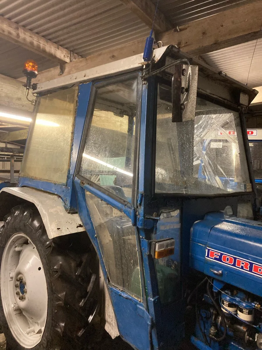 Ford  Fritzmeier Cab - Image 4